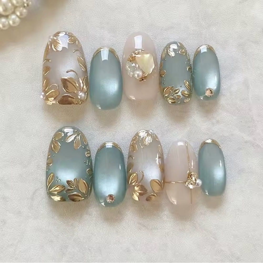 Elegant Gold and Blue Nail Art Set